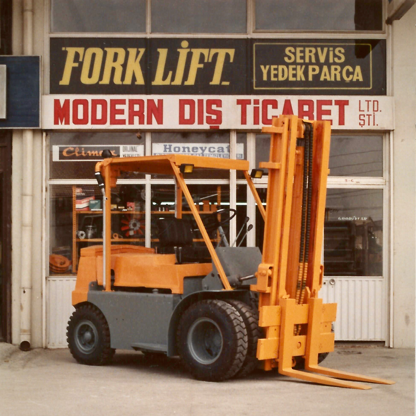 Modern Dış Ticaret Kuruluş